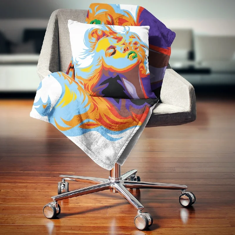Cotton blankets for breathability and a lightweight feelCotton blankets for breathability and a lightweight feelDesignart 'Blonde Girl Art' Vector Throw Blanket Cotton blankets for breathability and a lightweight feelCotton blankets for breathability and a lightweight feelDesignart 'Blonde Girl Art' Vector Throw Blanket