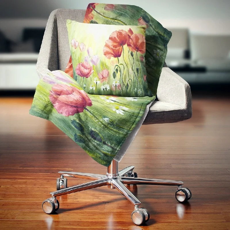 Cotton blankets for breathability and a lightweight feelCotton blankets for breathability and a lightweight feelDesignart 'Poppies in Morning' Floral Throw Blanket
