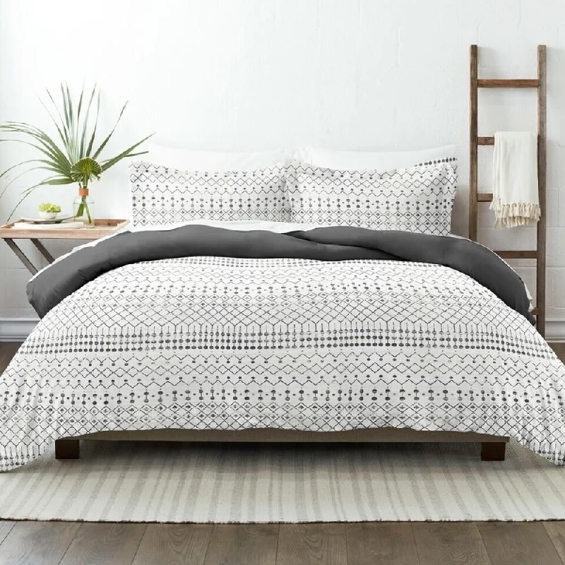 Recycled polyester blankets for an eco - conscious optionRecycled polyester blankets for an eco - conscious option3pc Twin/TwinXL Etched Duvet Cover Wrinkle Free Grey Recycled polyester blankets for an eco - conscious optionRecycled polyester blankets for an eco - conscious option3pc Twin/TwinXL Etched Duvet Cover Wrinkle Free Grey