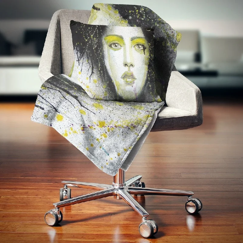Queen - size blankets for standard - sized bedsQueen - size blankets for standard - sized bedsDesignart 'Girl with Yellow Eye line' Abstract Portrait Throw Blanket Queen - size blankets for standard - sized bedsQueen - size blankets for standard - sized bedsDesignart 'Girl with Yellow Eye line' Abstract Portrait Throw Blanket
