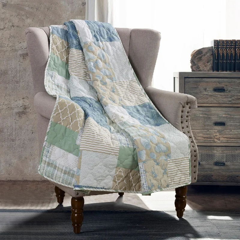 Linen blankets with a rustic and textured lookLinen blankets with a rustic and textured lookDonna Sharp Tidepool Throw Linen blankets with a rustic and textured lookLinen blankets with a rustic and textured lookDonna Sharp Tidepool Throw
