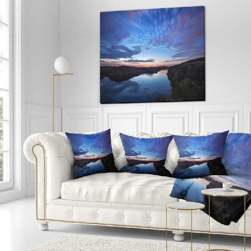 Linen blankets with a rustic and textured lookLinen blankets with a rustic and textured lookDesignart 'Clouds Reflection in River' Landscape Photography Throw Blanket Linen blankets with a rustic and textured lookLinen blankets with a rustic and textured lookDesignart 'Clouds Reflection in River' Landscape Photography Throw Blanket