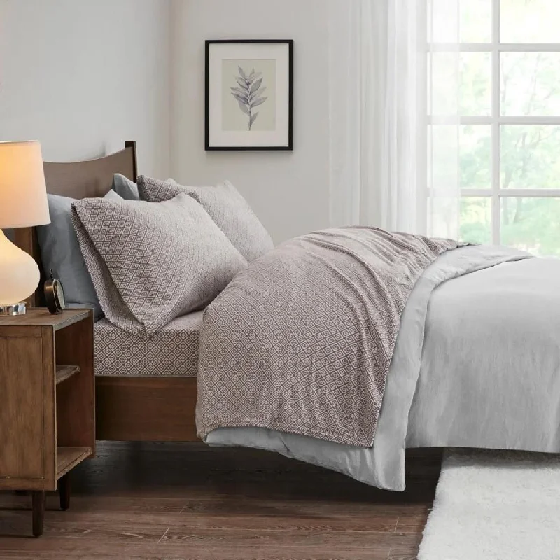 Alpaca wool blankets for a hypoallergenic and warm optionAlpaca wool blankets for a hypoallergenic and warm option4pc Twin Micro Fleece Deep Pocket Printed Sheet Set Grey Diamond Alpaca wool blankets for a hypoallergenic and warm optionAlpaca wool blankets for a hypoallergenic and warm option4pc Twin Micro Fleece Deep Pocket Printed Sheet Set Grey Diamond
