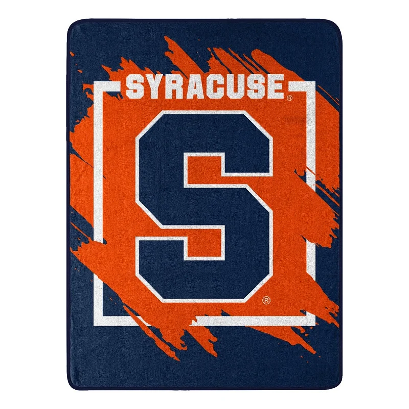 Wool blankets with natural warmth and insulationWool blankets with natural warmth and insulationDimensional - Syracuse Micro Raschel Throw Wool blankets with natural warmth and insulationWool blankets with natural warmth and insulationDimensional - Syracuse Micro Raschel Throw