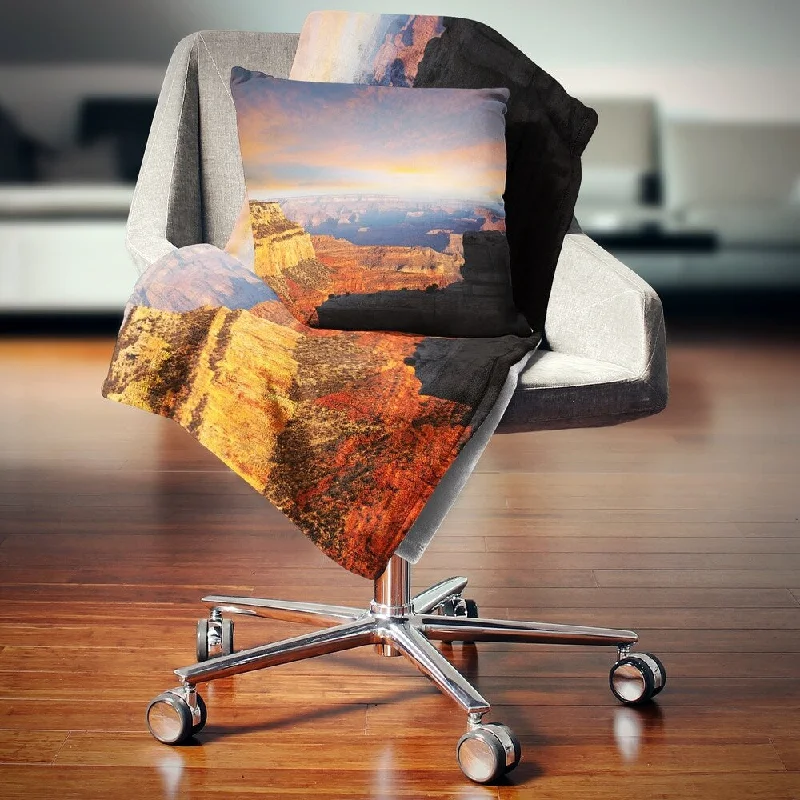 Linen blankets with a rustic and textured lookLinen blankets with a rustic and textured lookDesignart 'Beautiful View of Grand Canyon' Landscape Wall Throw Blanket Linen blankets with a rustic and textured lookLinen blankets with a rustic and textured lookDesignart 'Beautiful View of Grand Canyon' Landscape Wall Throw Blanket