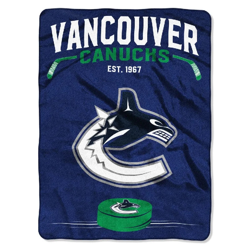 Mohair blankets with a unique sheen and softnessMohair blankets with a unique sheen and softnessNHL 680 Canucks Inspired Raschel Mohair blankets with a unique sheen and softnessMohair blankets with a unique sheen and softnessNHL 680 Canucks Inspired Raschel