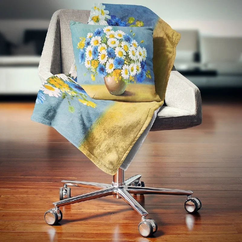 King - size blankets to cover large beds comfortablyKing - size blankets to cover large beds comfortablyDesignart 'Bouquet of Spring Flowers' Floral Throw Blanket King - size blankets to cover large beds comfortablyKing - size blankets to cover large beds comfortablyDesignart 'Bouquet of Spring Flowers' Floral Throw Blanket
