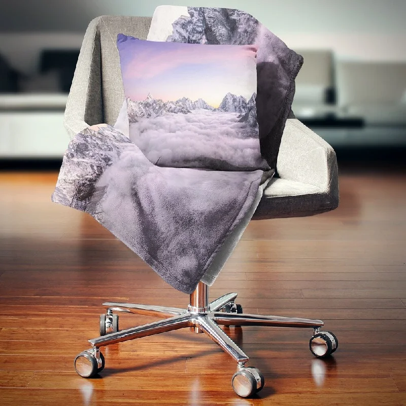 Queen - size blankets for standard - sized bedsQueen - size blankets for standard - sized bedsDesignart 'Clouds Sunrise Ama Dablam' Landscape Fleece Throw Blanket Queen - size blankets for standard - sized bedsQueen - size blankets for standard - sized bedsDesignart 'Clouds Sunrise Ama Dablam' Landscape Fleece Throw Blanket
