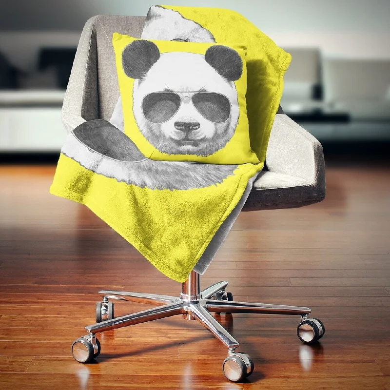 Chenille blankets with a thick and fuzzy textureChenille blankets with a thick and fuzzy textureDesignart 'Funny Panda with Sunglasses' Animal Throw Blanket Chenille blankets with a thick and fuzzy textureChenille blankets with a thick and fuzzy textureDesignart 'Funny Panda with Sunglasses' Animal Throw Blanket