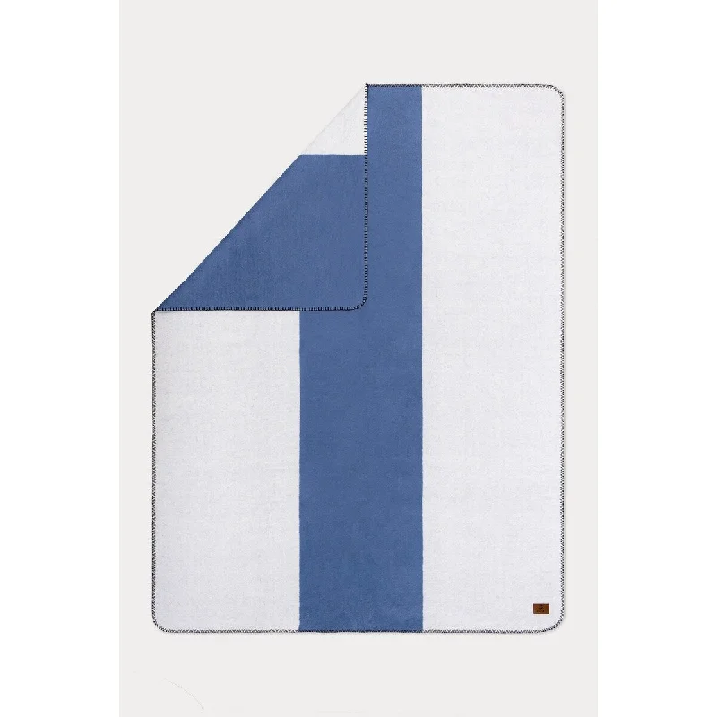 Cotton blankets for breathability and a lightweight feelCotton blankets for breathability and a lightweight feelBrooks Brothers Striped Color Blocked Throw Cotton blankets for breathability and a lightweight feelCotton blankets for breathability and a lightweight feelBrooks Brothers Striped Color Blocked Throw