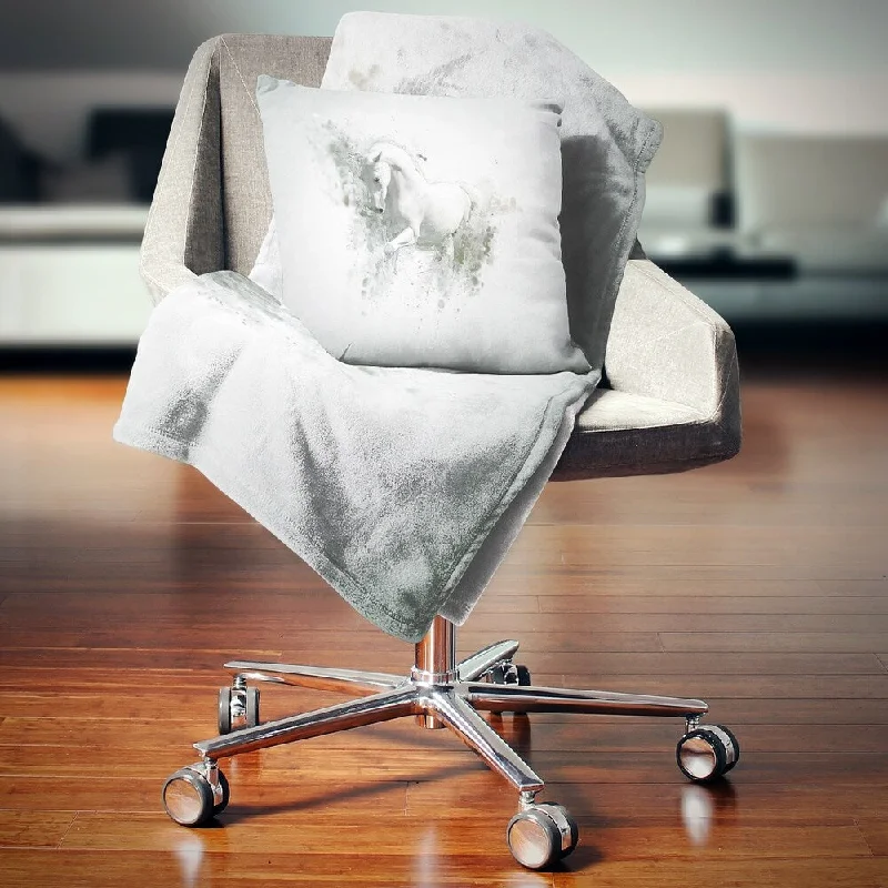 Fleece blankets for a cozy and plush textureFleece blankets for a cozy and plush textureDesignart 'Graceful White Horse' Animal Throw Blanket Fleece blankets for a cozy and plush textureFleece blankets for a cozy and plush textureDesignart 'Graceful White Horse' Animal Throw Blanket