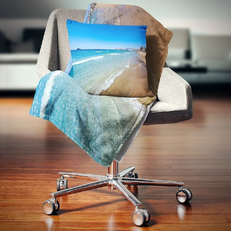 Queen - size blankets for standard - sized bedsQueen - size blankets for standard - sized bedsDesignart 'Benidorm Poniente Beach Waves' Seascape Throw Blanket Queen - size blankets for standard - sized bedsQueen - size blankets for standard - sized bedsDesignart 'Benidorm Poniente Beach Waves' Seascape Throw Blanket
