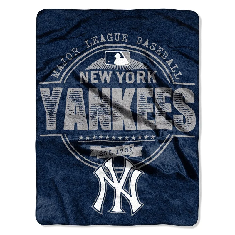 Mohair blankets with a unique sheen and softnessMohair blankets with a unique sheen and softnessYankees Structure Micro Throw Blanket Mohair blankets with a unique sheen and softnessMohair blankets with a unique sheen and softnessYankees Structure Micro Throw Blanket