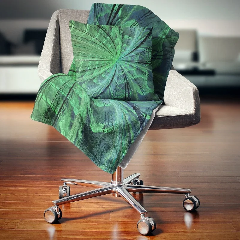 King - size blankets to cover large beds comfortablyKing - size blankets to cover large beds comfortablyDesignart 'Symmetrical Soft Green Fractal Flower' Floral Throw Blanket