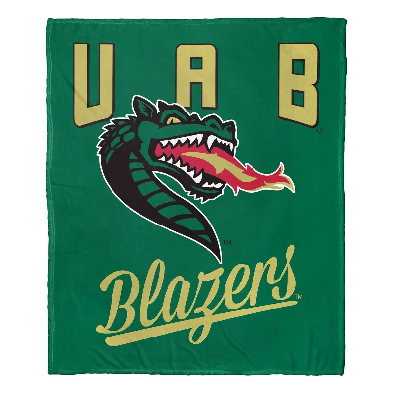 Queen - size blankets for standard - sized bedsQueen - size blankets for standard - sized bedsNCAA American Athletic Alumni Silk Touch Throw Blanket Queen - size blankets for standard - sized bedsQueen - size blankets for standard - sized bedsNCAA American Athletic Alumni Silk Touch Throw Blanket