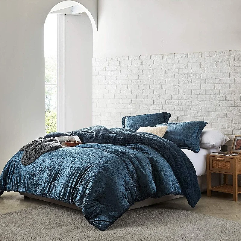 Down - filled comforters for supreme warmth and lightnessVelvet Crush - Coma Inducer Oversized Comforter Set - Champagne Navy Down - filled comforters for supreme warmth and lightnessVelvet Crush - Coma Inducer Oversized Comforter Set - Champagne Navy