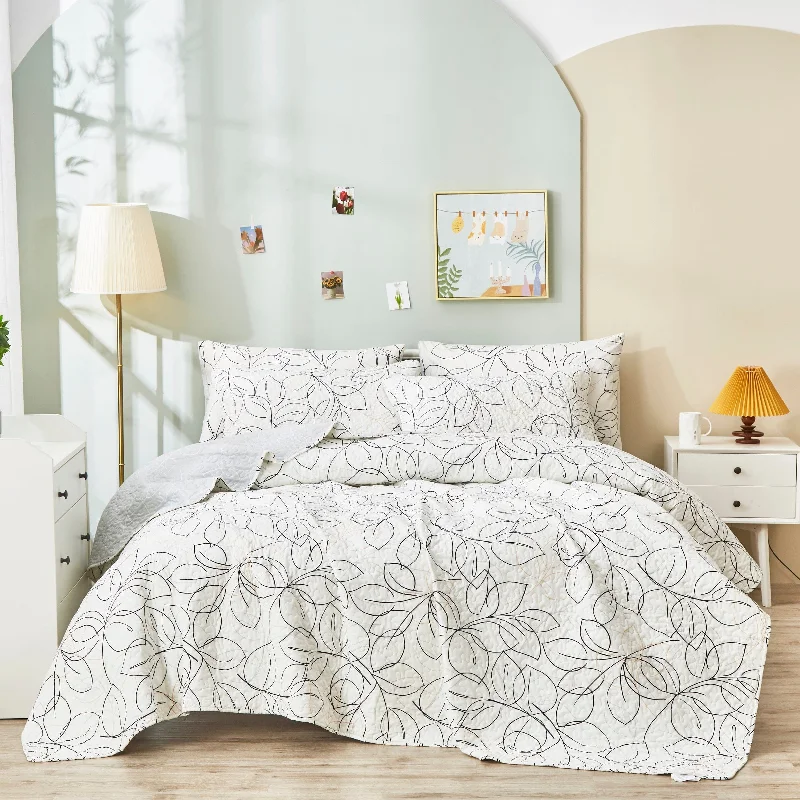 bohemian bedspreads with vibrant colors and patterns for an eclectic decorTache Modern Abstract Leaf Line Art Foliage White Grey Black Gold Reversible Quilt Set (TJ3571-Q) bohemian bedspreads with vibrant colors and patterns for an eclectic decorTache Modern Abstract Leaf Line Art Foliage White Grey Black Gold Reversible Quilt Set (TJ3571-Q)