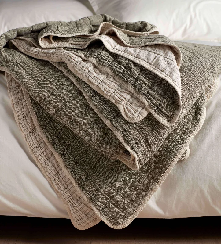 bohemian bedspreads with vibrant colors and patterns for an eclectic decorGreen Vivienne 100% Cotton Quilted Throw bohemian bedspreads with vibrant colors and patterns for an eclectic decorGreen Vivienne 100% Cotton Quilted Throw