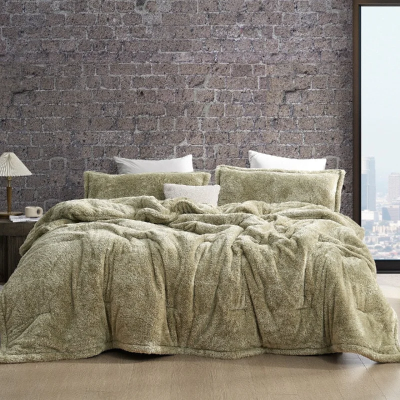 Bamboo - fiber - filled comforters with antibacterial and breathable qualitiesThe Original Plush - Coma Inducer® Oversized Comforter - Mossy Gray Bamboo - fiber - filled comforters with antibacterial and breathable qualitiesThe Original Plush - Coma Inducer® Oversized Comforter - Mossy Gray