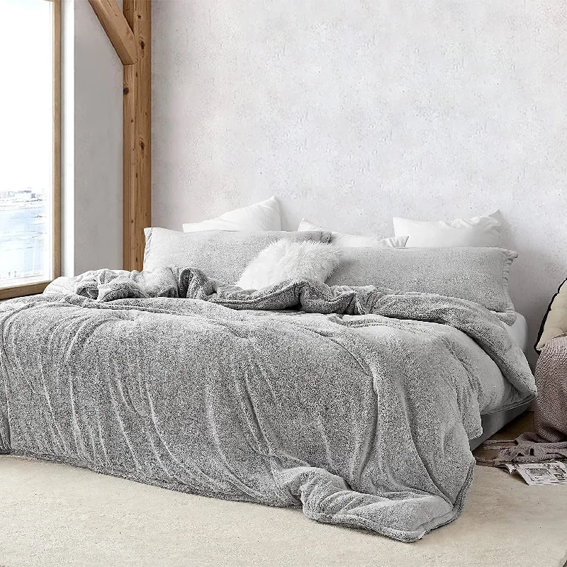 Full - size comforters suitable for full - sized beds in guest rooms or small bedroomsComa Inducer® Oversized Comforter Set - Frosted Taupe Full - size comforters suitable for full - sized beds in guest rooms or small bedroomsComa Inducer® Oversized Comforter Set - Frosted Taupe
