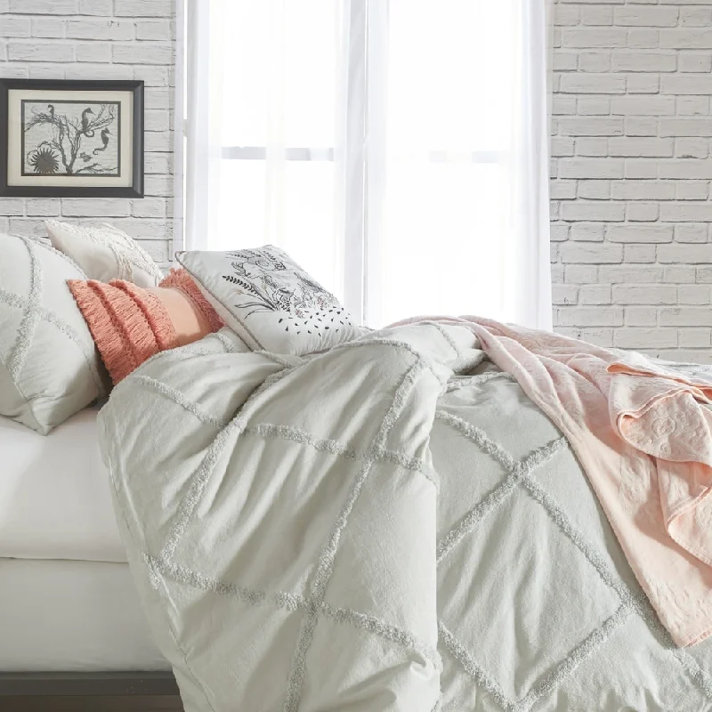 Full - size comforters suitable for full - sized beds in guest rooms or small bedroomsPorch & Den Norris Lattice 3-piece Cotton Comforter Set