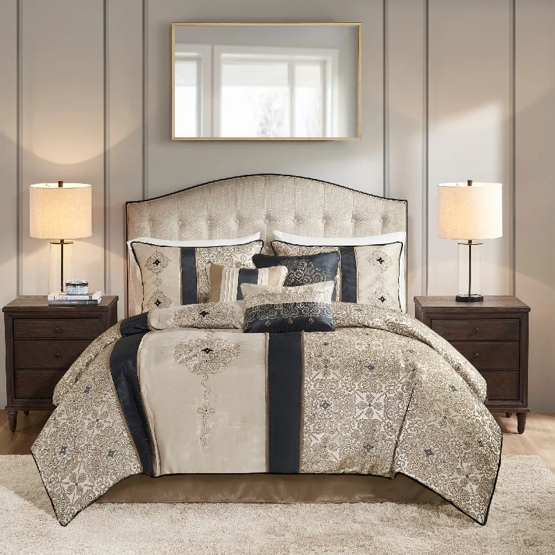 Queen - size comforters for standard queen - sized mattressesMadison Park Blaine 7 Piece Jacquard Comforter Set with Throw Pillows Queen - size comforters for standard queen - sized mattressesMadison Park Blaine 7 Piece Jacquard Comforter Set with Throw Pillows