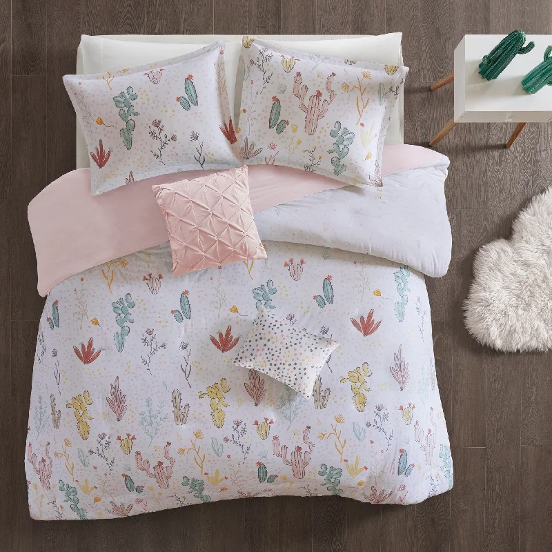 Decorative Pillows for Living Room MakeoverUrban Habitat Kids Cacti Red Cotton Printed Duvet Cover Set Decorative Pillows for Living Room MakeoverUrban Habitat Kids Cacti Red Cotton Printed Duvet Cover Set