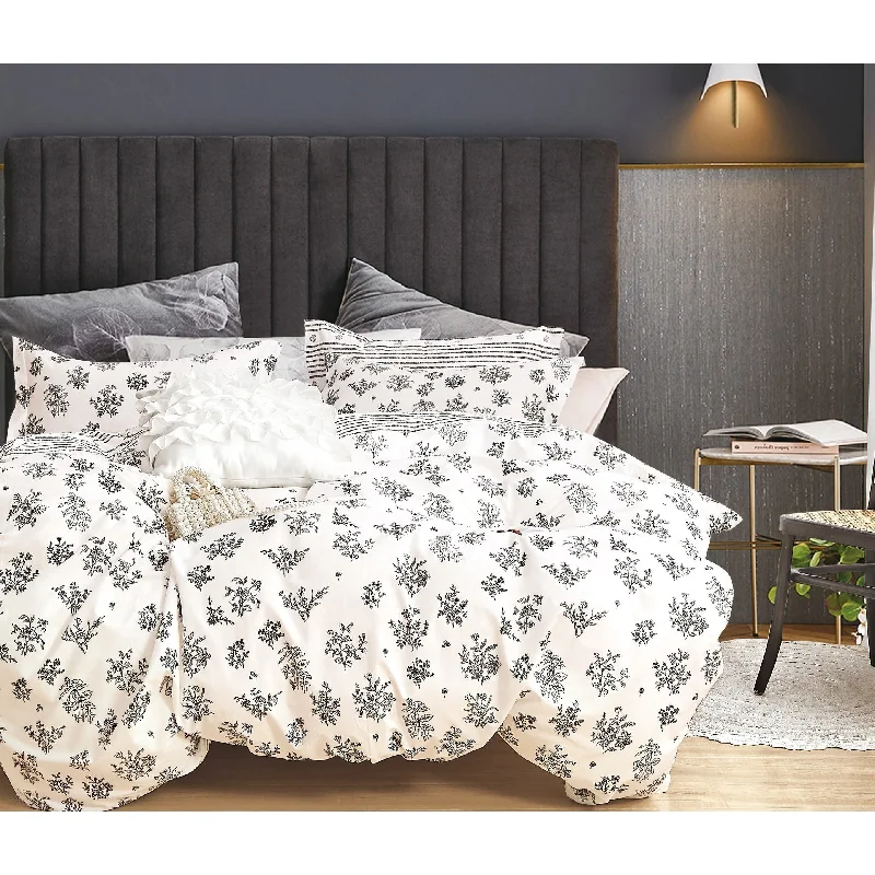 King - size comforters to fit large king - sized beds perfectlyParsley Black/White Floral 100% Cotton Reversible Comforter Set