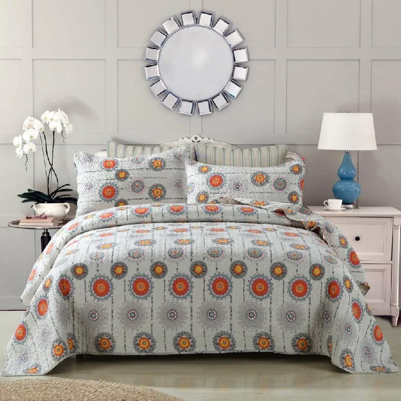 country style bedspreads with floral prints and gingham accents for a homely feelDaDa Bedding Bohemian Constellations Sun & Stars Colorful Grey Quilted Bedspread Set (KBJ1631) country style bedspreads with floral prints and gingham accents for a homely feelDaDa Bedding Bohemian Constellations Sun & Stars Colorful Grey Quilted Bedspread Set (KBJ1631)