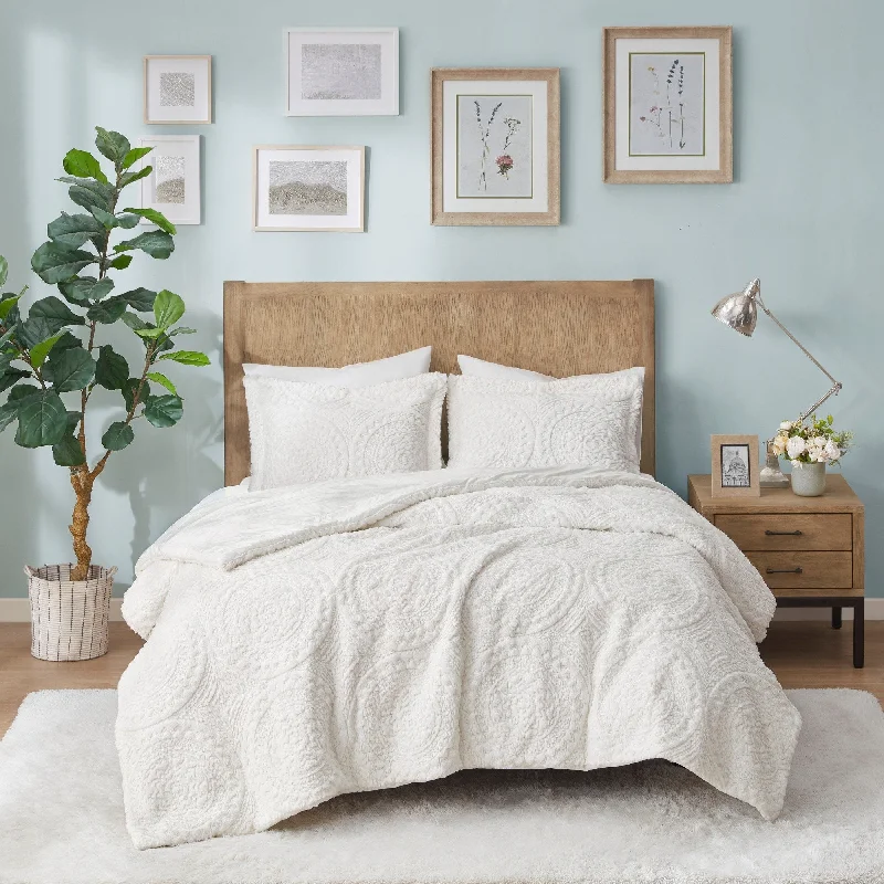 King - size comforters to fit large king - sized beds perfectlyMadison Park Nova Ivory Embroidered Medallion Ultra Plush Comforter Set King - size comforters to fit large king - sized beds perfectlyMadison Park Nova Ivory Embroidered Medallion Ultra Plush Comforter Set