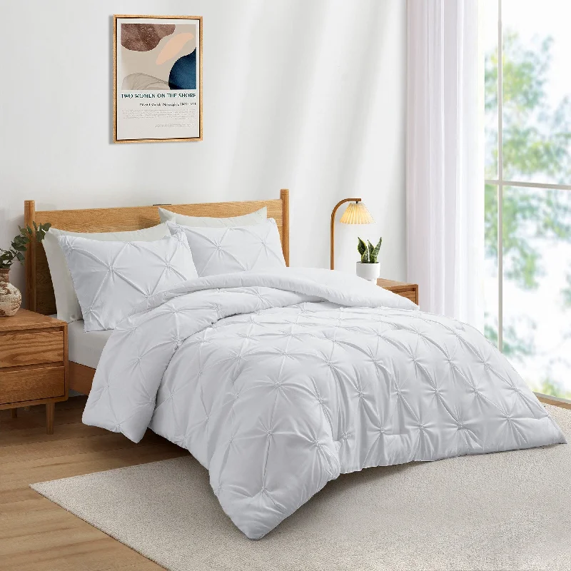Latex - filled comforters with a bouncy texture and good support3 Piece Pintuck Pinch Pleat Comforter Set, Bedding Set for All Season, White