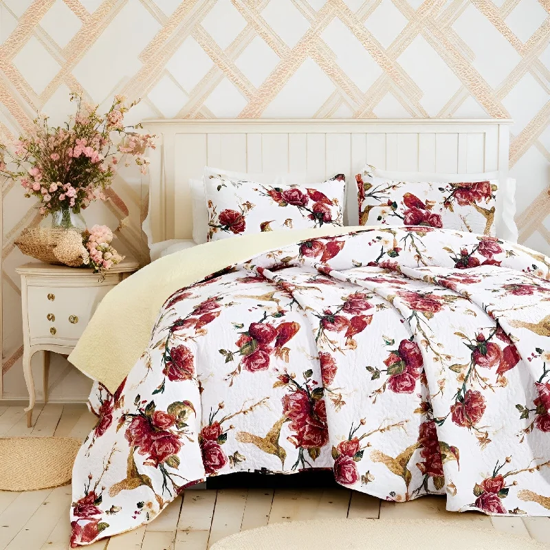 industrial style bedspreads with a rugged look for urban loftsTache Vintage Rose Garden Hummingbirds Burgundy White Reversible Floral Quilt Set (SD-7676) industrial style bedspreads with a rugged look for urban loftsTache Vintage Rose Garden Hummingbirds Burgundy White Reversible Floral Quilt Set (SD-7676)