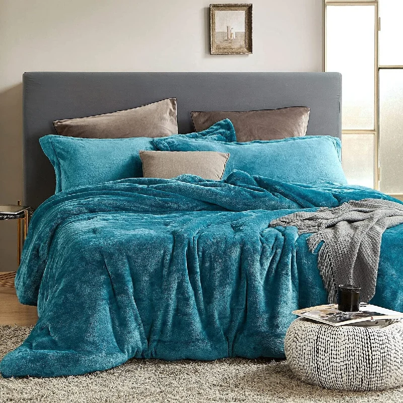 Queen - size comforters for standard queen - sized mattressesMe Sooo Comfy - Coma Inducer® Oversized Comforter Set - Ocean Depths Teal Queen - size comforters for standard queen - sized mattressesMe Sooo Comfy - Coma Inducer® Oversized Comforter Set - Ocean Depths Teal
