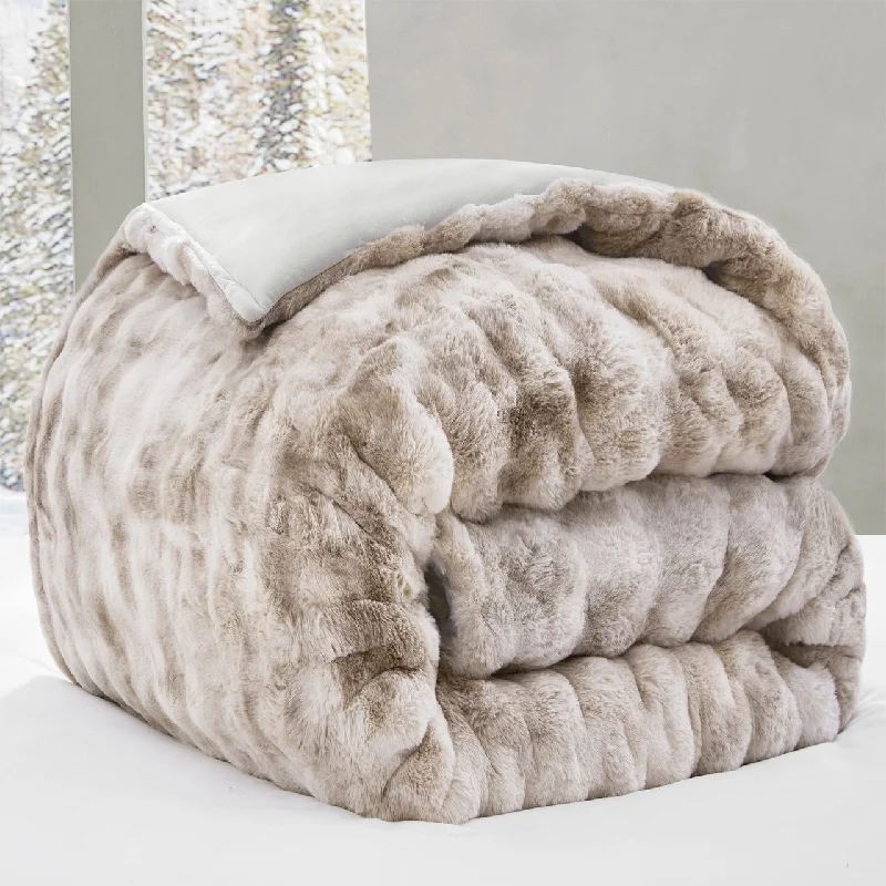 Silk - filled comforters for a luxurious and smooth touchRedhaired Husky - Coma Inducer® Oversized Comforter Set Silk - filled comforters for a luxurious and smooth touchRedhaired Husky - Coma Inducer® Oversized Comforter Set