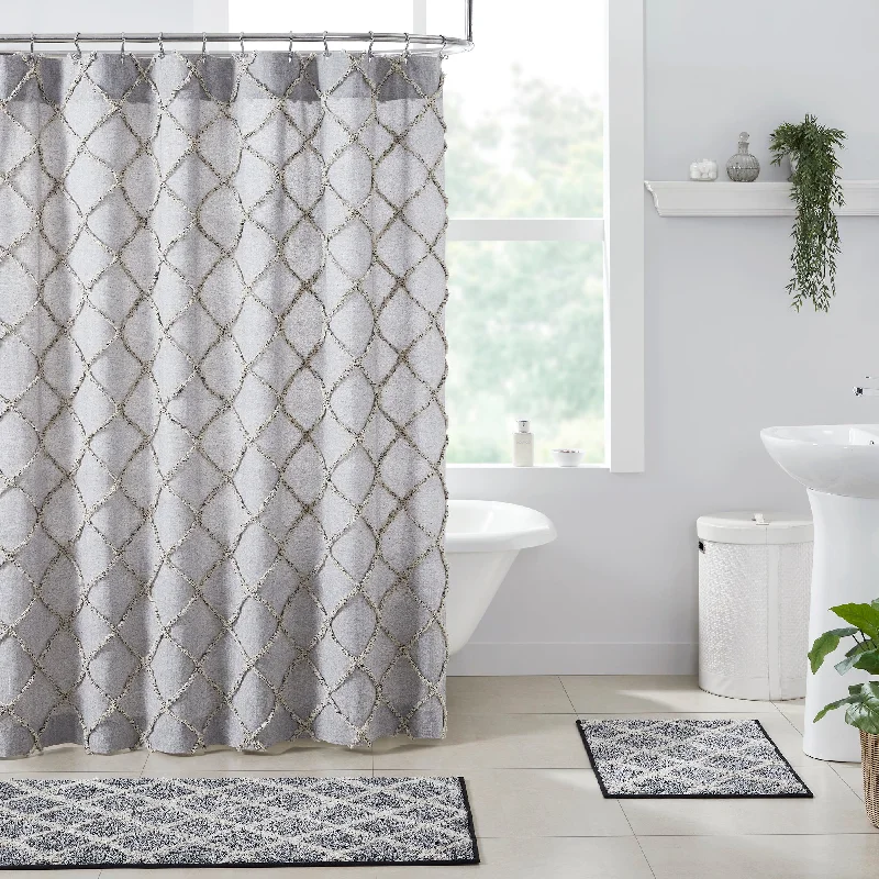 Bed skirts with a herringbone pattern for a sophisticated lookFrayed Lattice Creme & Black Shower Curtain 72x72 Bed skirts with a herringbone pattern for a sophisticated lookFrayed Lattice Creme & Black Shower Curtain 72x72
