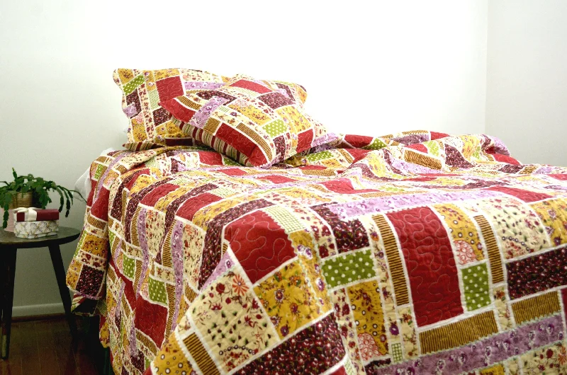 bohemian bedspreads with vibrant colors and patterns for an eclectic decorDaDa Bedding Cottage Red Floral Garden Scalloped Cotton Patchwork Quilted Bedspread Set (DXJ103269) bohemian bedspreads with vibrant colors and patterns for an eclectic decorDaDa Bedding Cottage Red Floral Garden Scalloped Cotton Patchwork Quilted Bedspread Set (DXJ103269)
