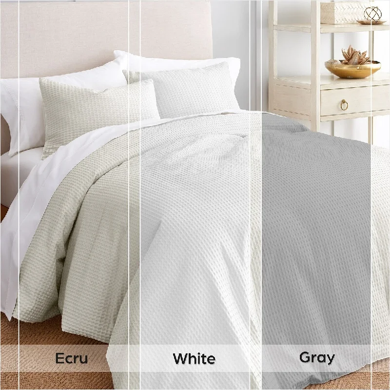Silk - filled comforters for a luxurious and smooth touchGAIAM® Relax Organic Cotton Waffle 3pc Comforter Set