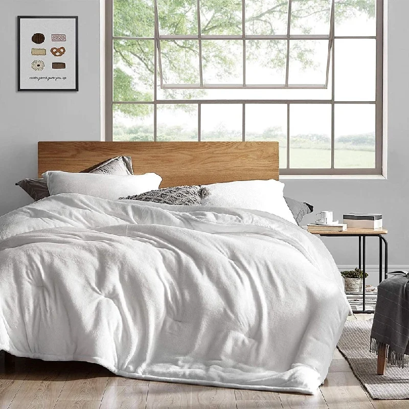 Duck down comforters with a softer feel and good warmth retentionTouchy Feely - Coma Inducer® Oversized Comforter Set - White Duck down comforters with a softer feel and good warmth retentionTouchy Feely - Coma Inducer® Oversized Comforter Set - White