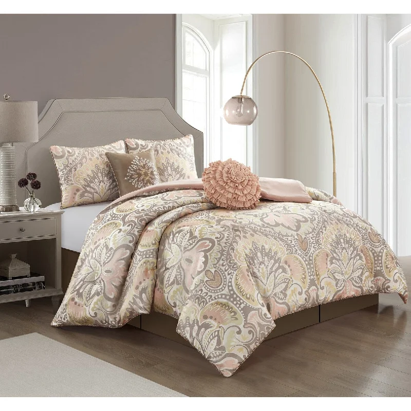 Duck down comforters with a softer feel and good warmth retentionPorch & Den Summerfield Jacquard Medallion 6-piece Comforter Set Duck down comforters with a softer feel and good warmth retentionPorch & Den Summerfield Jacquard Medallion 6-piece Comforter Set