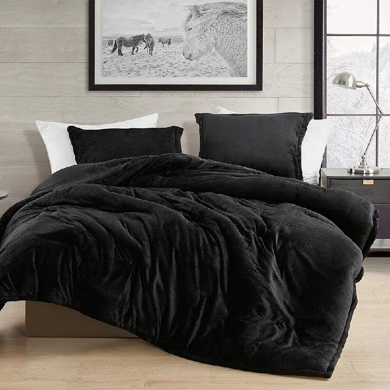King - size comforters to fit large king - sized beds perfectlyTouchy Feely - Coma Inducer® Oversized Comforter Set - Black King - size comforters to fit large king - sized beds perfectlyTouchy Feely - Coma Inducer® Oversized Comforter Set - Black