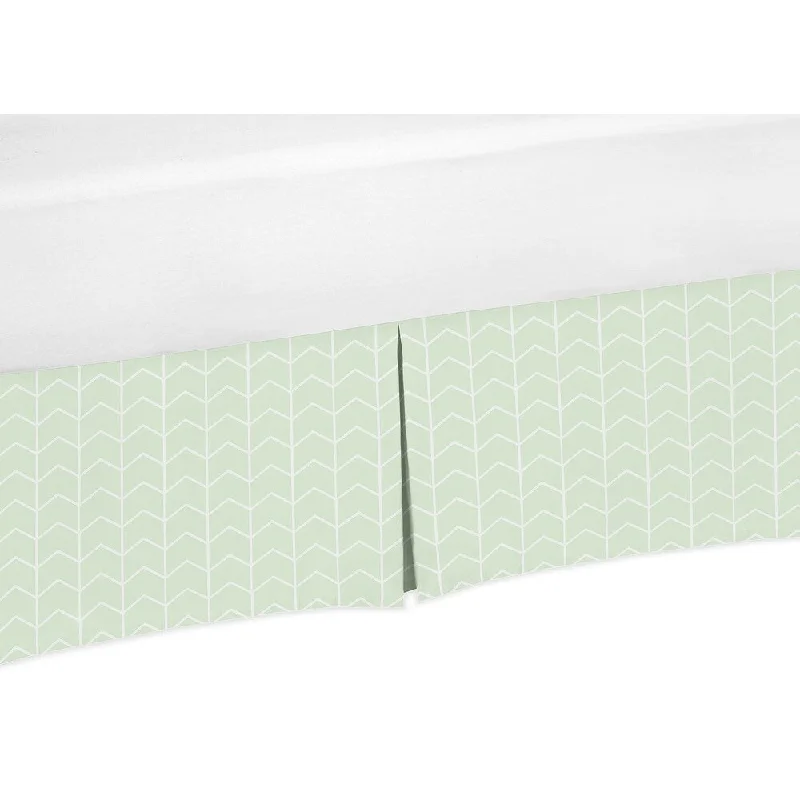 Bed skirts with a lace trim for a romantic touchSweet Jojo Designs Mint and White Chevron Arrow Watercolor Elephant Safari Collection Queen Bed Skirt Bed skirts with a lace trim for a romantic touchSweet Jojo Designs Mint and White Chevron Arrow Watercolor Elephant Safari Collection Queen Bed Skirt