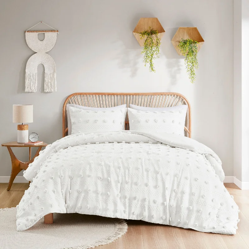 Duck down comforters with a softer feel and good warmth retentionIntelligent Design Vera Clip Jacquard Comforter Set Duck down comforters with a softer feel and good warmth retentionIntelligent Design Vera Clip Jacquard Comforter Set