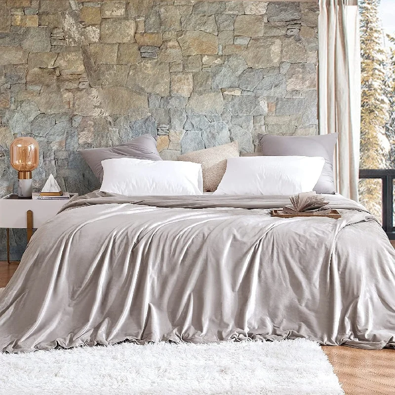 King - size comforters to fit large king - sized beds perfectlyChommie Weighted Coma Inducer® Comforter - Cuz I'm Cozy - Stone Taupe King - size comforters to fit large king - sized beds perfectlyChommie Weighted Coma Inducer® Comforter - Cuz I'm Cozy - Stone Taupe