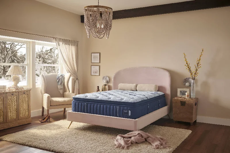 Memory foam mattresses for pressure relief and contouringStearns & Foster Estate® 15" Soft Pillow Top Mattress Memory foam mattresses for pressure relief and contouringStearns & Foster Estate® 15" Soft Pillow Top Mattress
