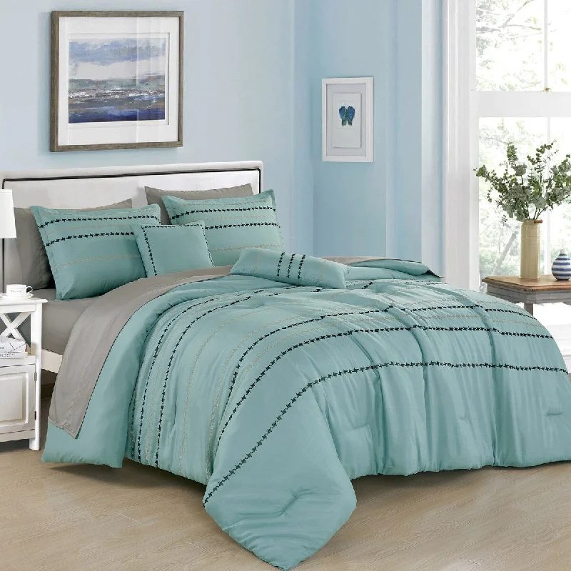 Goose down comforters known for their superior quality and insulationEris Luxury 9 Piece complete bed in bag set