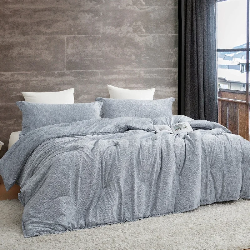 Latex - filled comforters with a bouncy texture and good supportDaydreamer - Coma Inducer® Oversized Comforter Set - Navy Etch Latex - filled comforters with a bouncy texture and good supportDaydreamer - Coma Inducer® Oversized Comforter Set - Navy Etch