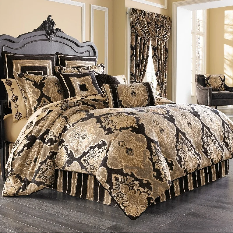 Duck down comforters with a softer feel and good warmth retentionJ. Queen New York Bradshaw Black Comforter Set