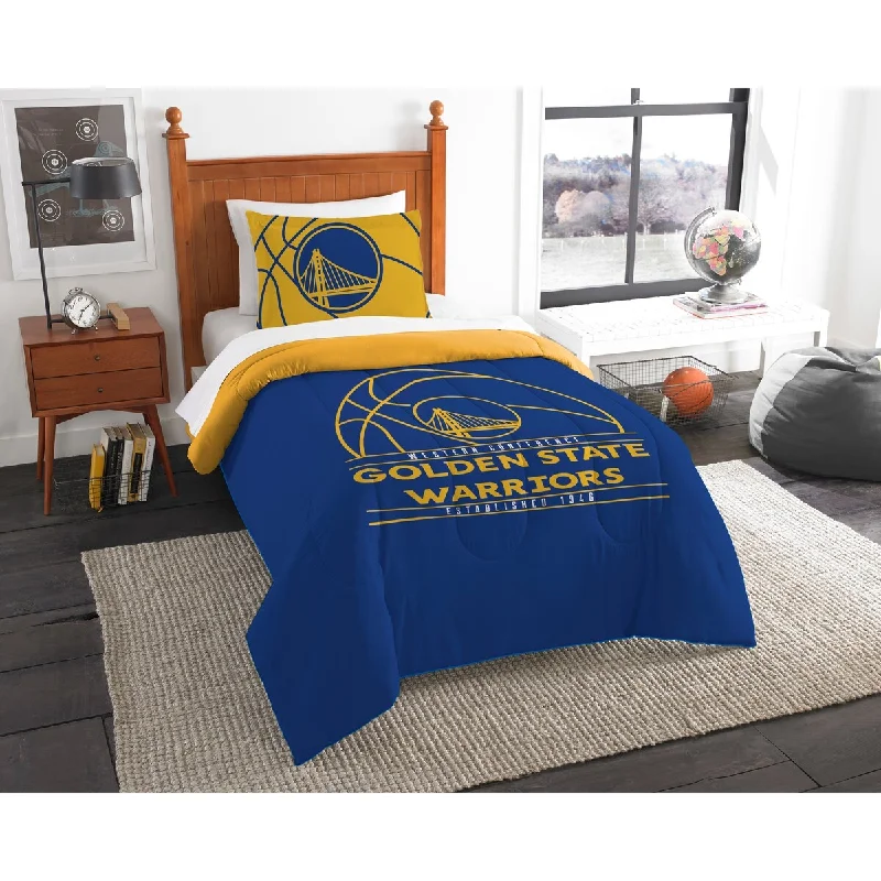 Duck down comforters with a softer feel and good warmth retentionNBA Golden State Warriors Reverse Slam 2 Piece Twin Comforter Set