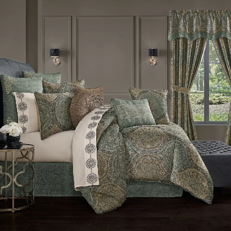 King - size comforters to fit large king - sized beds perfectlyJ. Queen New York Dorset California Comforter Set.