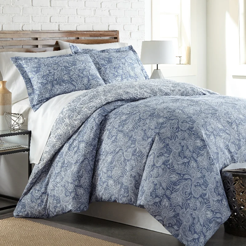 Wool - filled comforters with natural moisture - wicking and temperature - regulating featuresVilano Plush All Seasons Perfect Paisley Down Alternative 3-piece Comforter Wool - filled comforters with natural moisture - wicking and temperature - regulating featuresVilano Plush All Seasons Perfect Paisley Down Alternative 3-piece Comforter